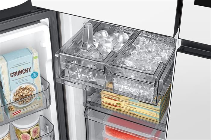 Tủ lạnh Samsung Inverter 636 lít Multi Door Bespoke RF65DB990012SV