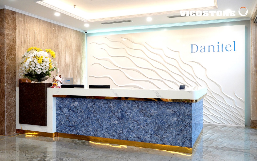Quầy lễ tân Danitel kết hợp Vicostone BQ8786 BQ8628 và BQ8812