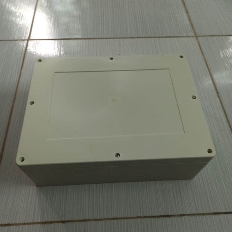 Hộp Nhựa ABS 320x240x110mm lắp được 24 cell 33140 hoặc 8 cell 46160 (Chống Nước IP65)