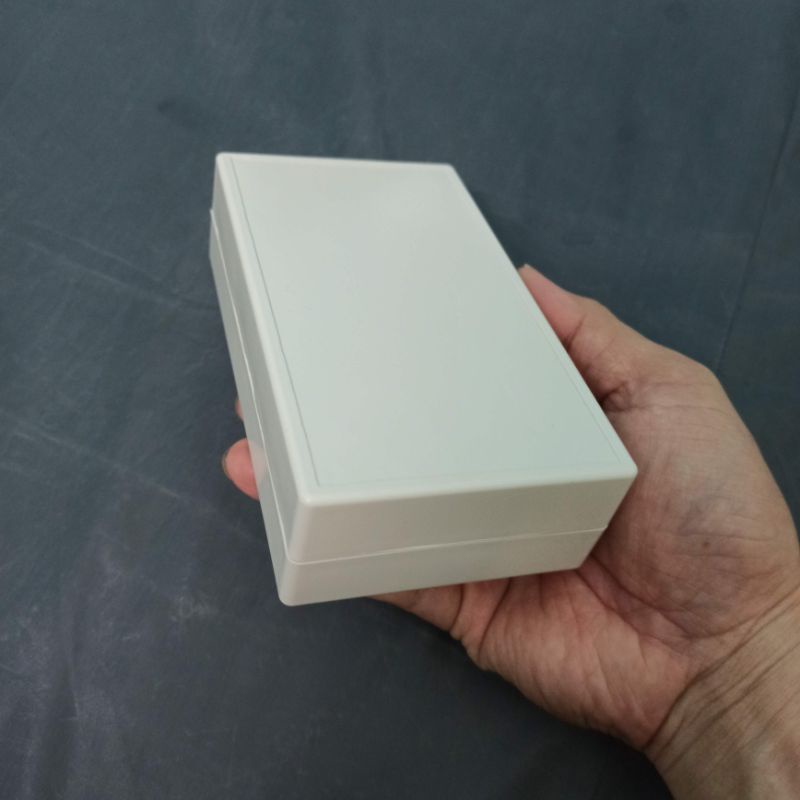 HỘP NHỰA ABS 140*82*38mm (Màu đen, Màu trắng)