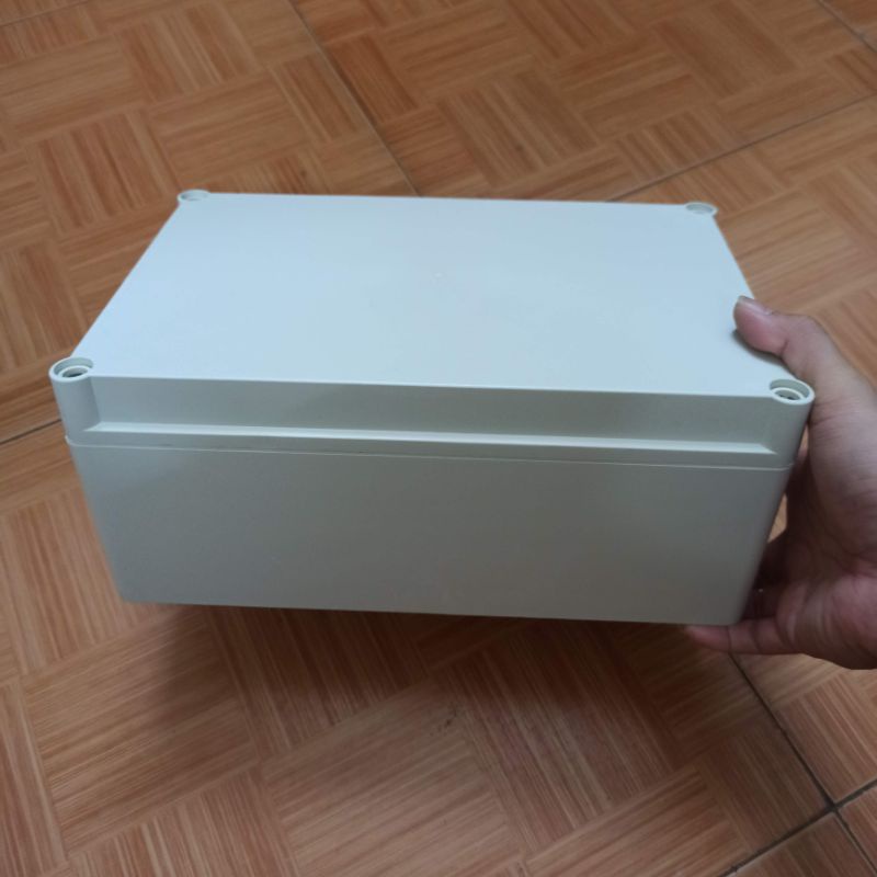 Hộp Nhựa ABS 300x200x125 Chống Nước, lắp được 8 cell 46160
