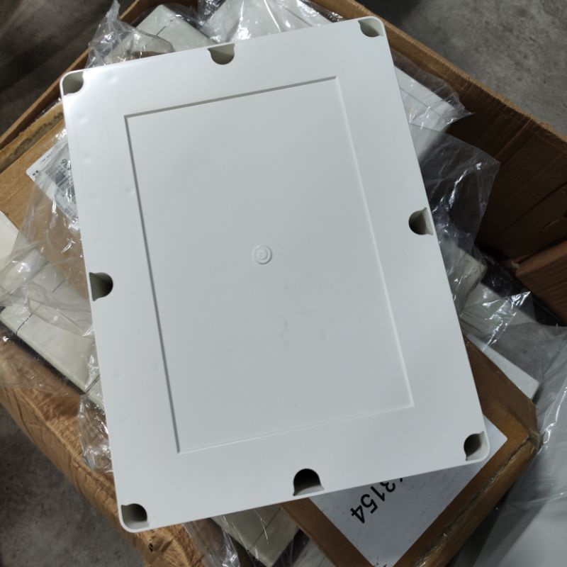 Hộp 320x240x110 nhựa cao cấp, Chống Va Đập, chống nước, lắp được 8 cell 46160