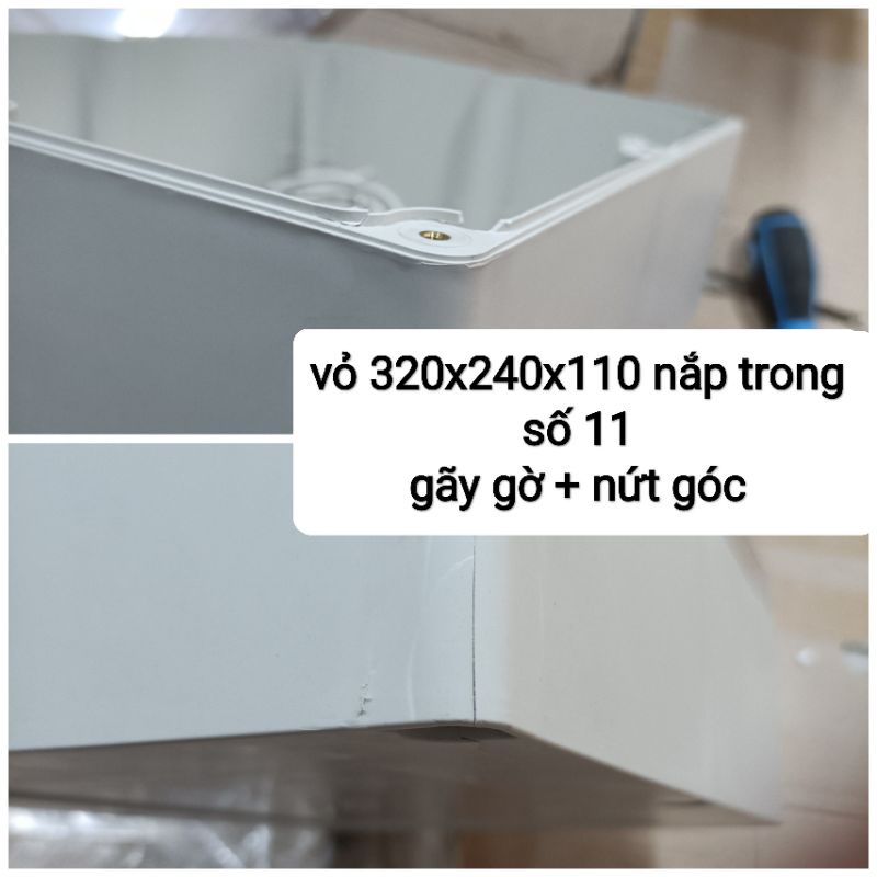 Hộp Nhựa 320x240x110mm nắp trong, lắp được 24 cell 33140 hoặc 8 cell 46160 (Chống Nước IP65)