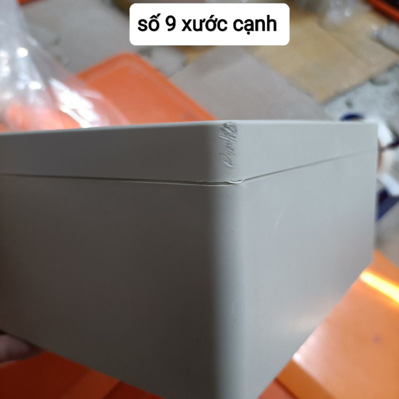 Hộp Nhựa ABS 320x240x110mm lắp được 24 cell 33140 hoặc 8 cell 46160 (Chống Nước IP65)