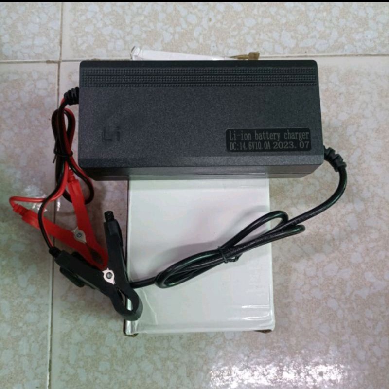 Sạc chân kẹp cá sấu 14.6V 10A pin sắt 4s, 12.6V 10A pin lion 3s