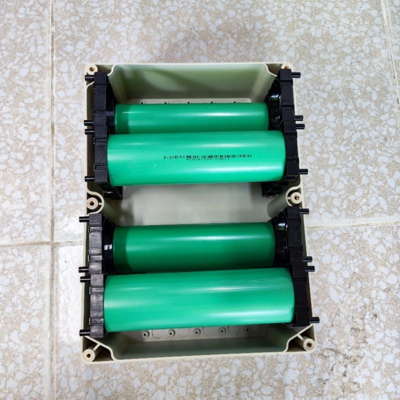 Hộp nhựa ABS 270x200x110 chống nước, lắp được 8 cell 46160