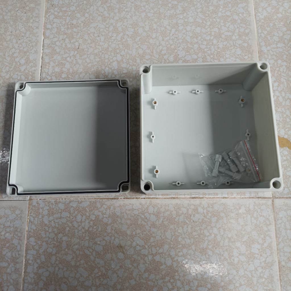 Hộp 200x200x97 nhựa cao cấp, Chống Va Đập, chống nước, lắp được 8 cell 33140