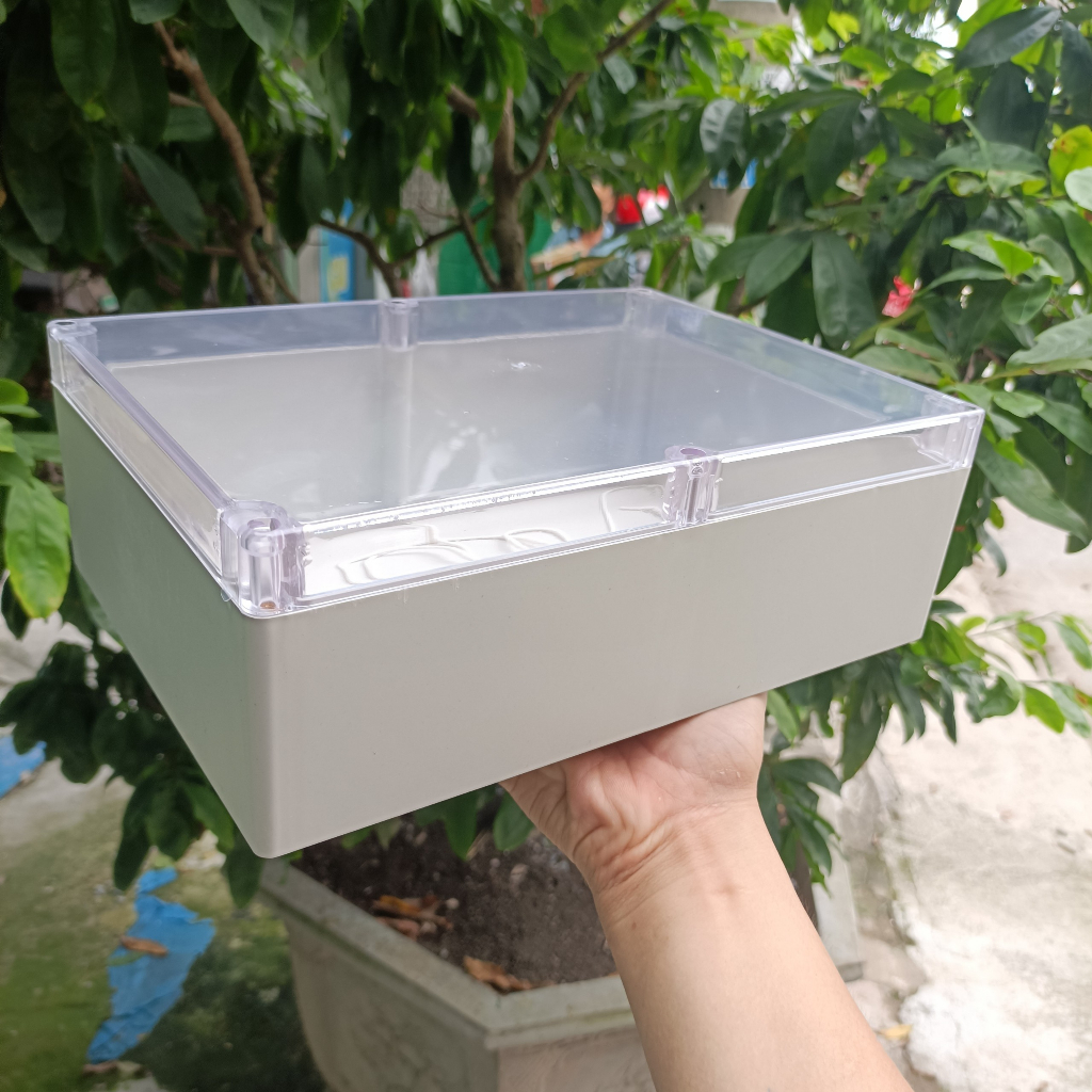 Hộp Nhựa ABS 290x210x100mm (Chống Nước IP65) chứa vừa 14 cell 33140