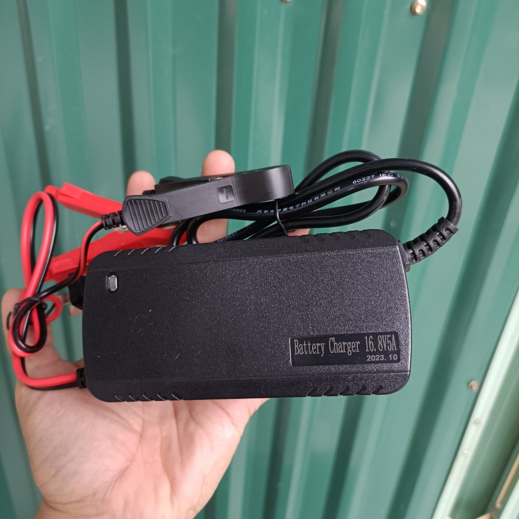 Sạc 4S 16.8V 3A, 16.8V 5A có quạt tản nhiệt và đèn báo đầy, chuyên sạc pin Li-ion