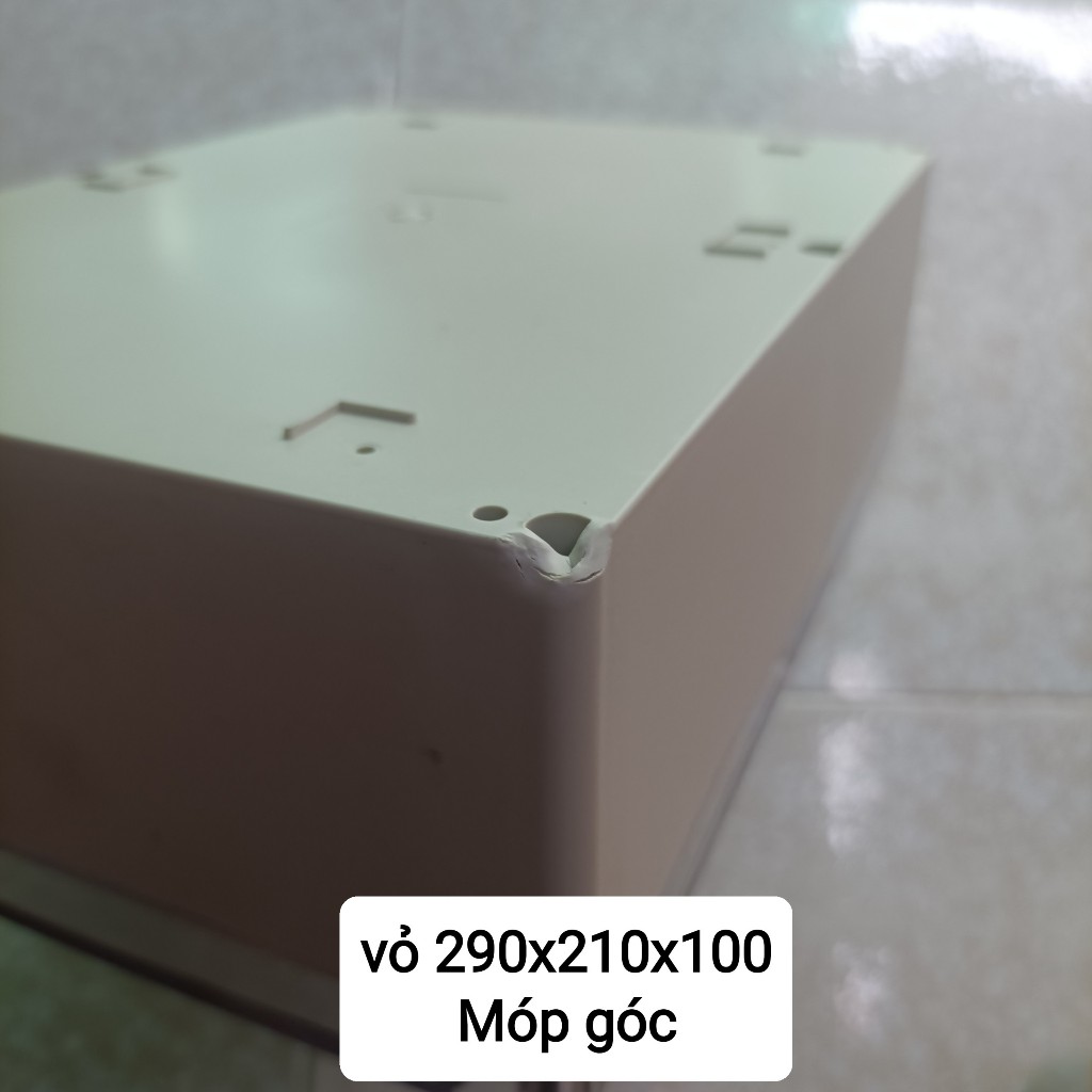 Hộp Nhựa ABS 290x210x100mm (Chống Nước IP65) chứa vừa 14 cell 33140