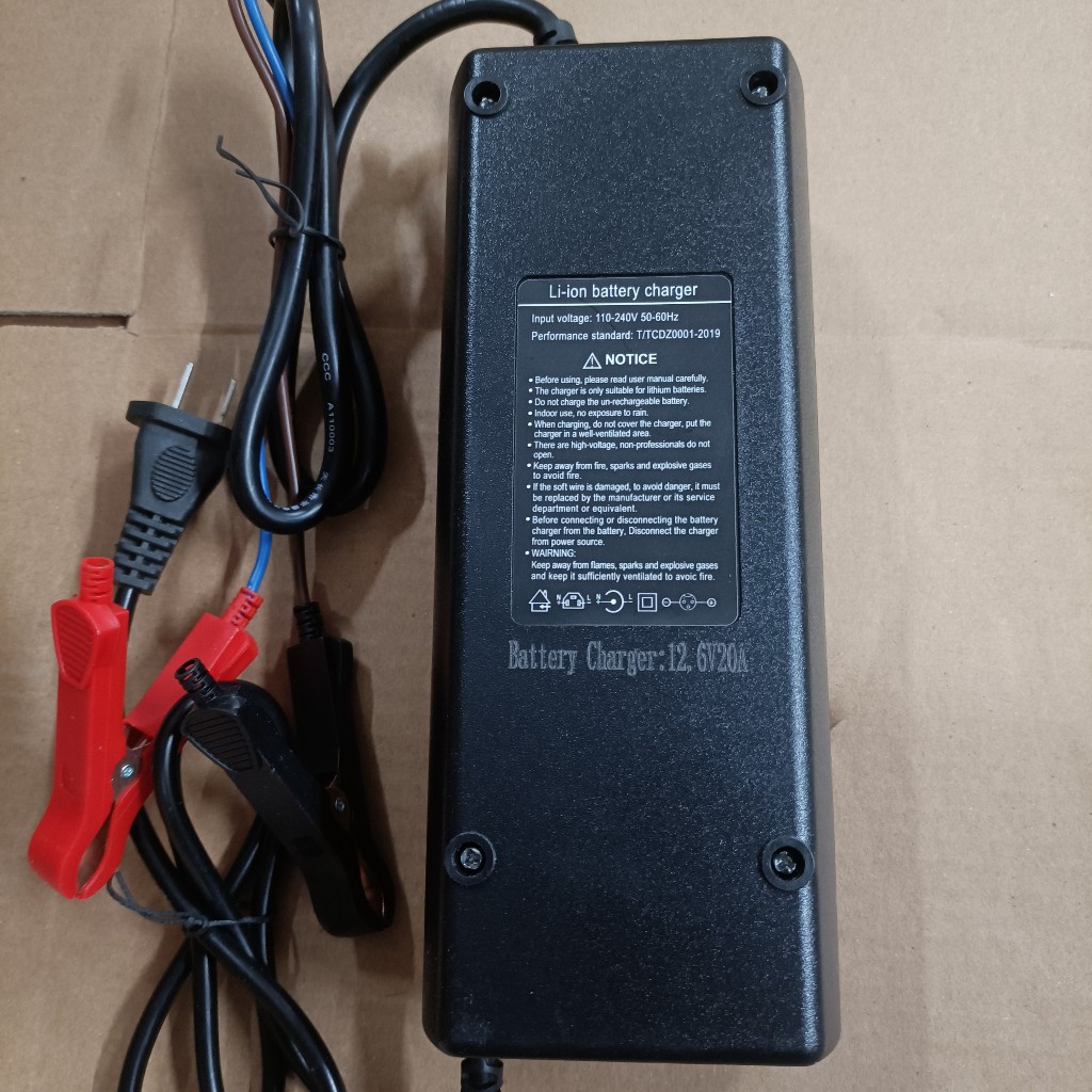 Sạc 12.6V 20A cho pin lion 3S. Sạc 14.6V 20A cho pin sắt Lifepo4 4S