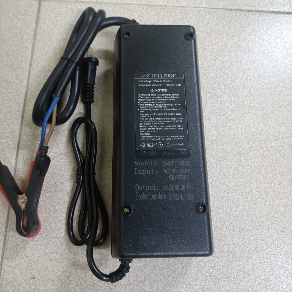 Sạc 29.4V 20A , 29.4V 30A cho pin lion 7S, chân kẹp cá sấu