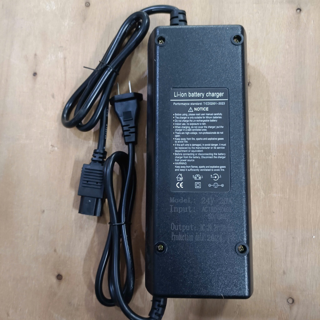 Sạc 29.2V 20A , 29.2V 30A cho pin sắt 8S, chân kẹp cá sấu