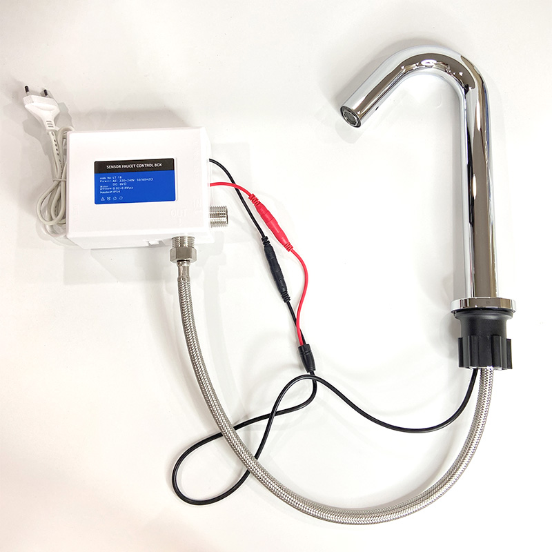 Bộ vòi chậu rửa tay cảm ứng 1 đường lạnh RC - 150C