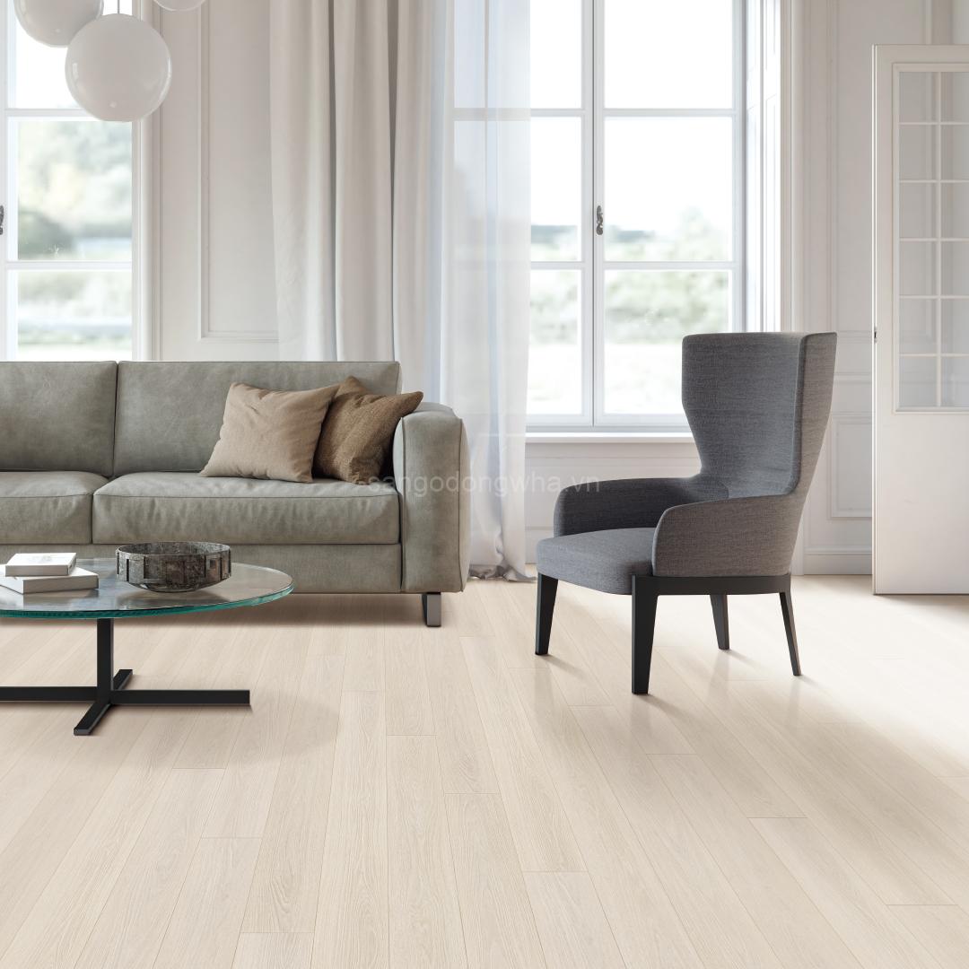 SF005 – SILKY OAK