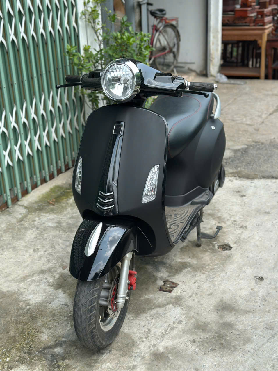 xe-dien-vespa-mau