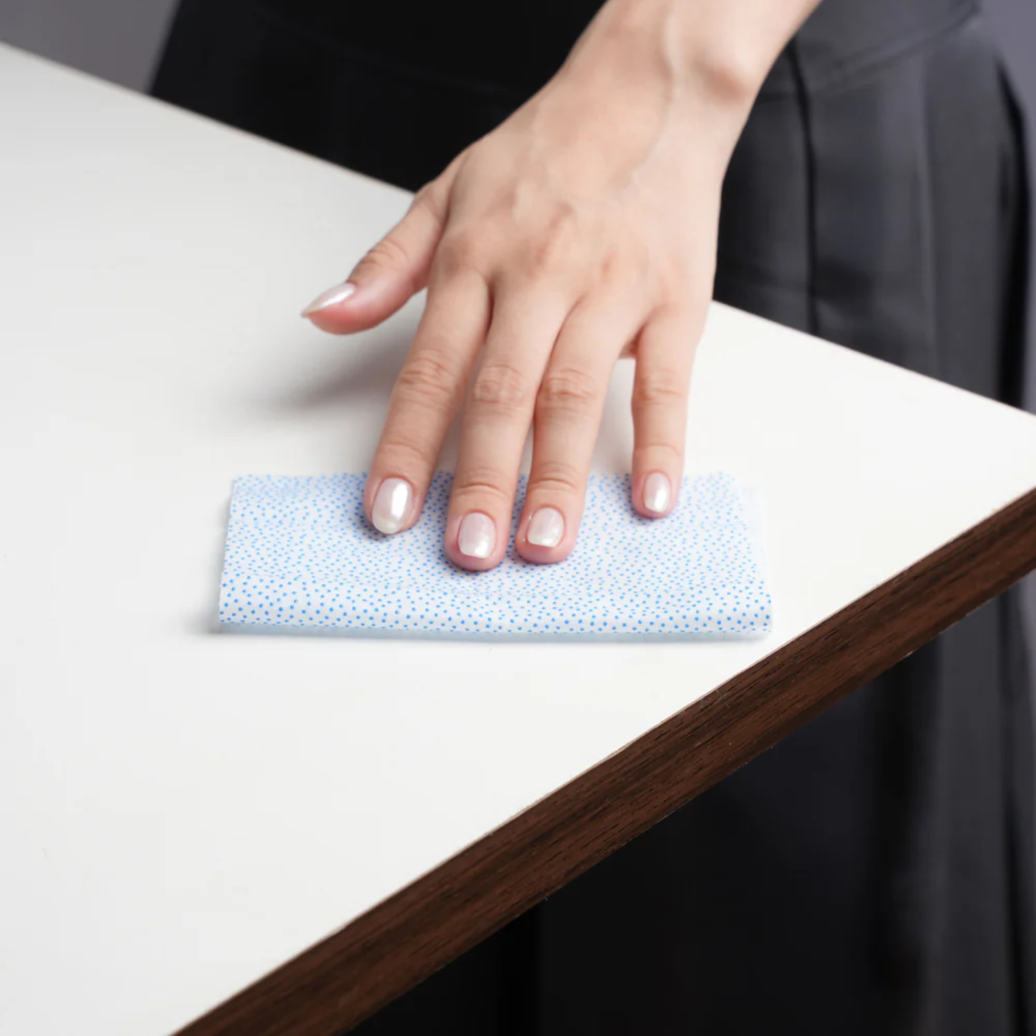 Khăn làm sạch nhanh HyperWork Flash Wipe - Hộp 20 cái | C03 - Hàng Chính Hãng