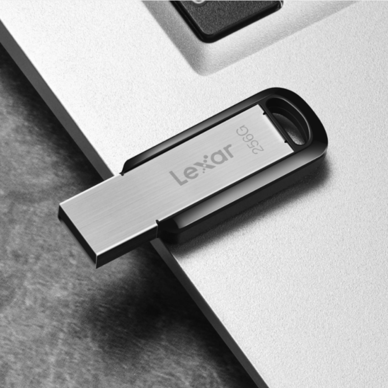 USB Lexar Jump Drive M400 32GB / 64GB / 126GB / 256GB