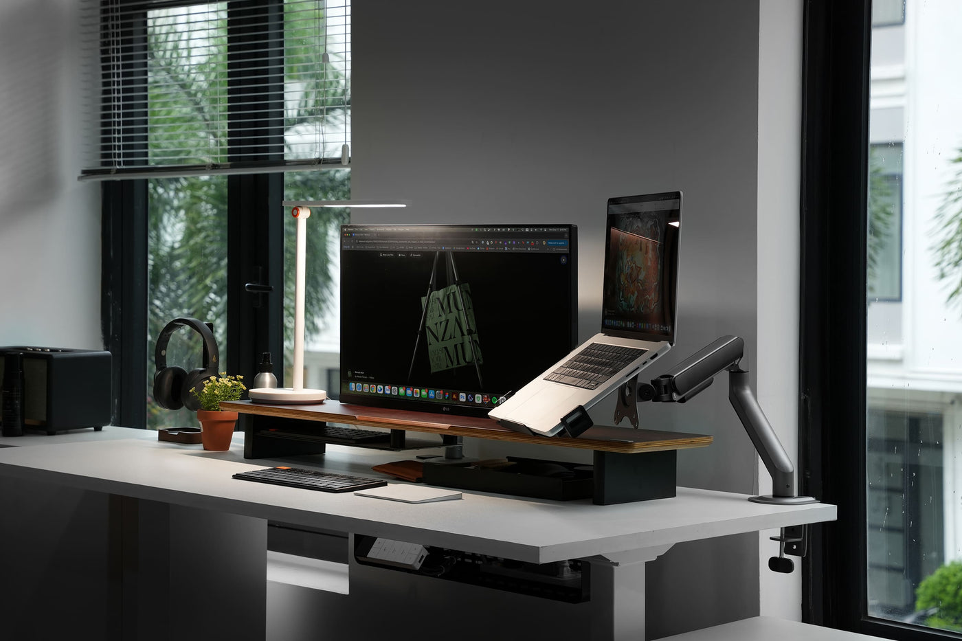 Khung bàn nâng hạ HyperWork Active DP03