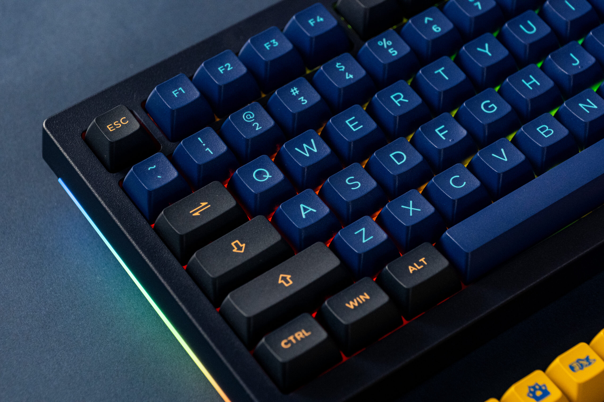 Bàn phím cơ AKKO 5075B Plus Horizon (Hotswap/RGB/Multi-modes)
