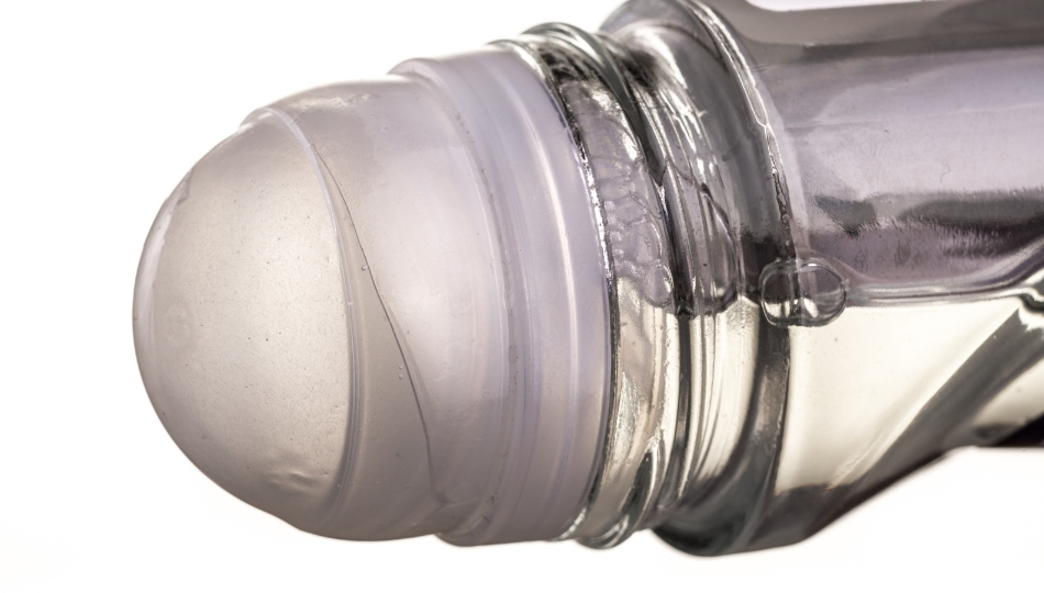 Use underarm roll to treat body odor