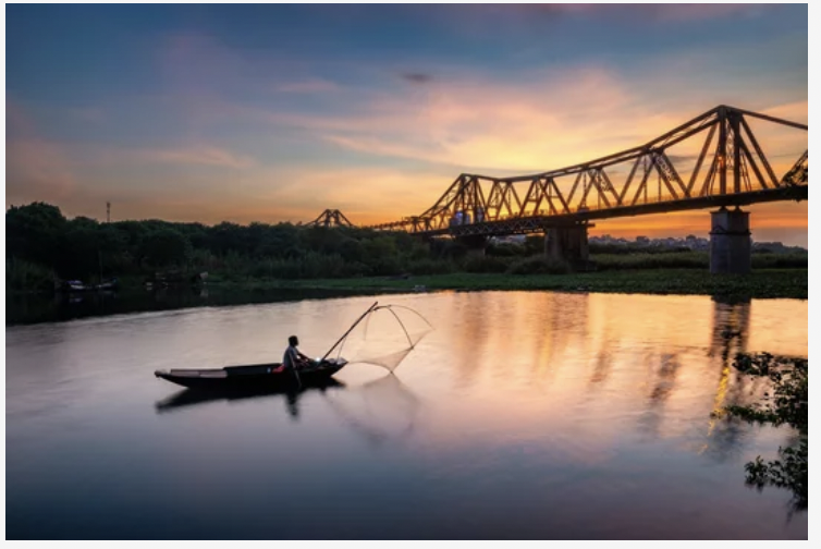 Tranh cầu Long Biên Hà Nội treo tường đơn dọc canvas Tráng gương (tỷ lệ 2:3) -13