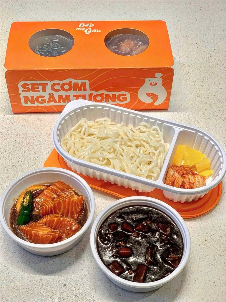 Set 1 : cơm cá hồi ngâm tương