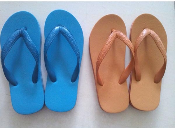 TOP mẫu dép Lào Thái Lan được thị trường Việt chuộng nhất