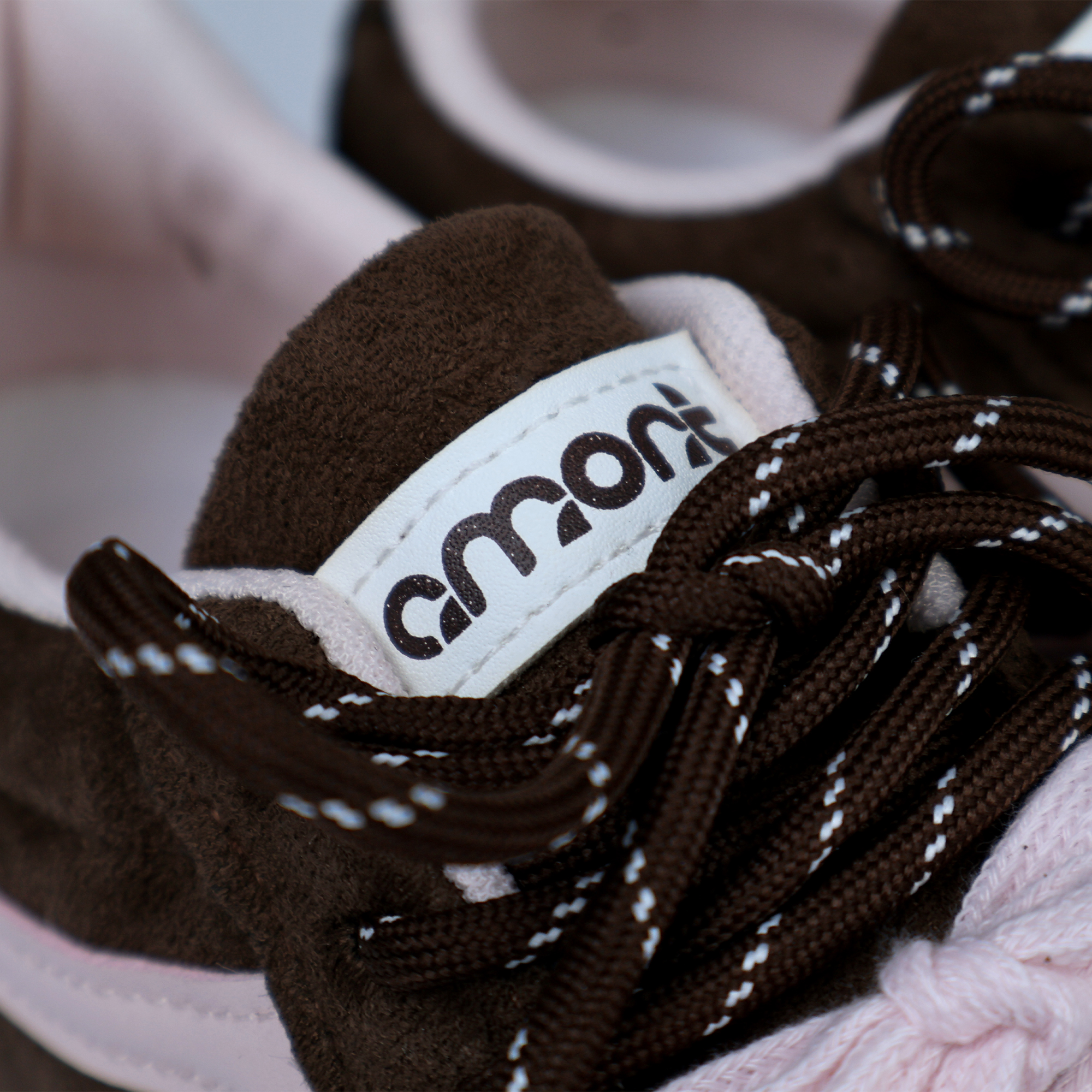 Giày Sneaker Thời Trang Nữ Amont Wiggle Line AG11