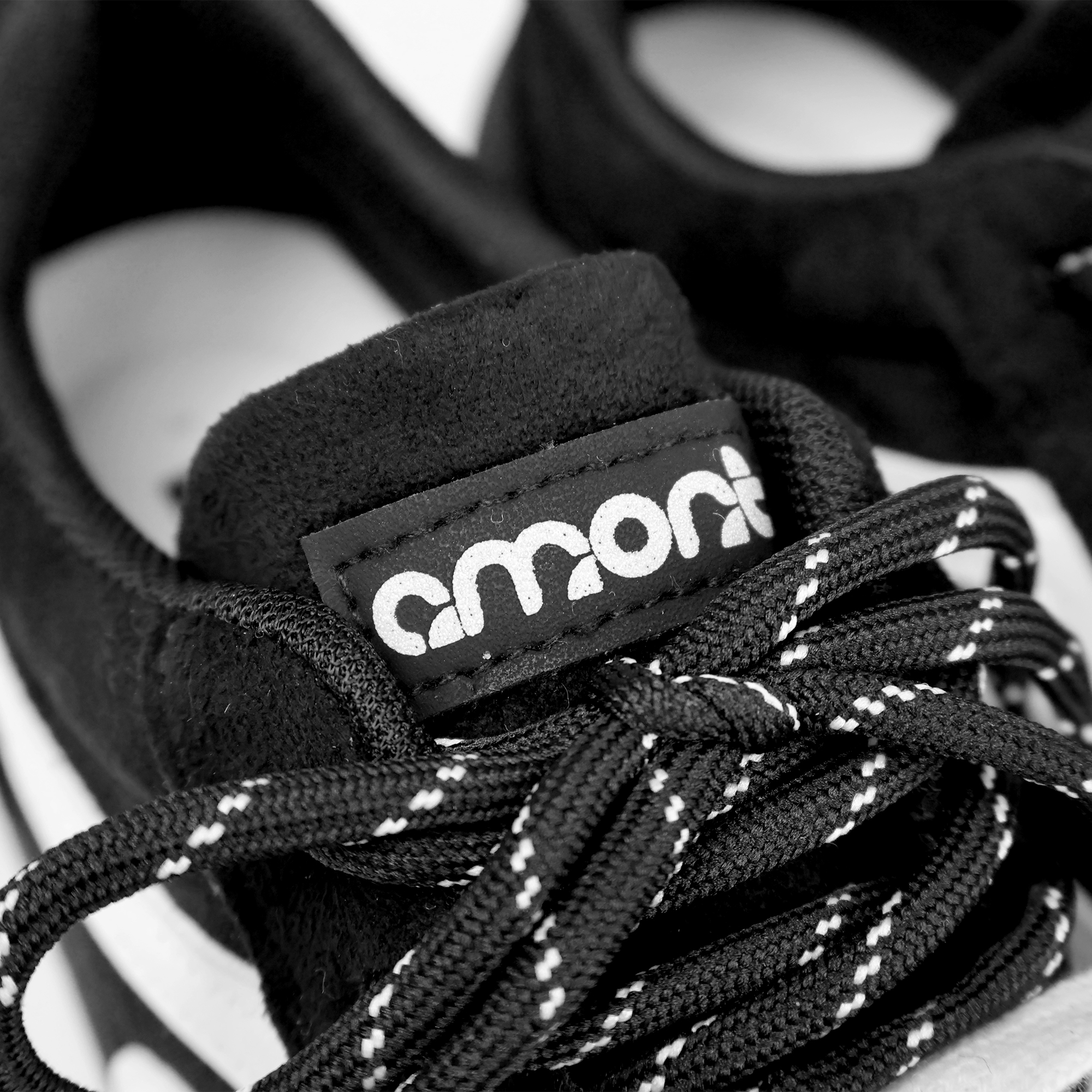 Giày Sneaker Thời Trang Nữ Amont Wiggle Line AG11
