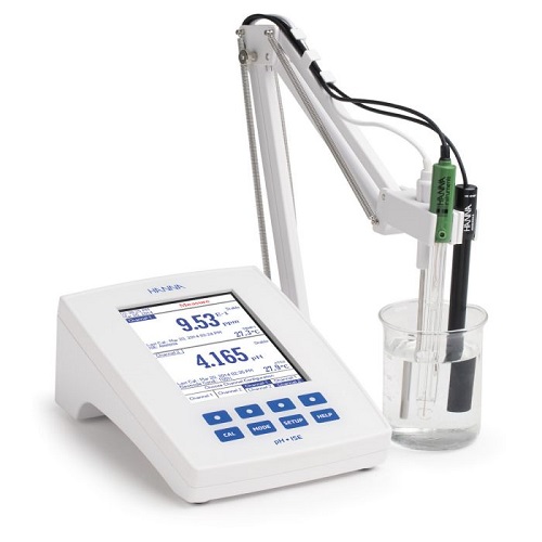 MÁY ĐO PH, ORP, ISE, NHIỆT ĐỘ ĐỂ BÀN VỚI CAL CHECK HANNA HI5222-02