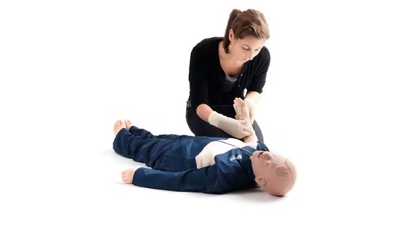 MÔ HÌNH MÔ PHỎNG TRẺ EM, MEGACODE KID - LAERDAl