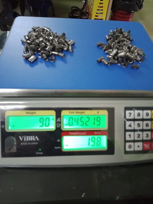 CÂN ĐẾM ĐIỆN TỬ ALC 15 (15KG/0.5G)