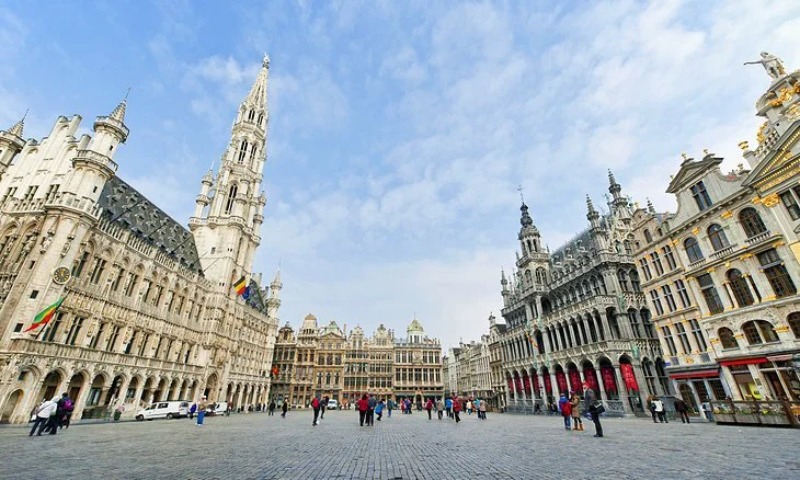 HÀ NỘI - PARIS - BRUSSELS – AMSTERDAM-  - COLOGNE - FRANKFURT