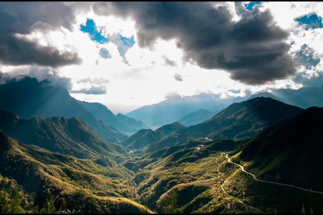 SÂN BAY NỘI BÀI – THỦY ĐIỆN HÒA BÌNH – CAO NGUYÊN MỘC CHÂU – SƠN LA – ĐIỆN BIÊN PHỦ - BẢN LÁC, MAI CHÂU