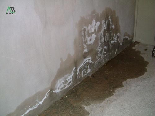 cách xử lý tường bị ngấm nước