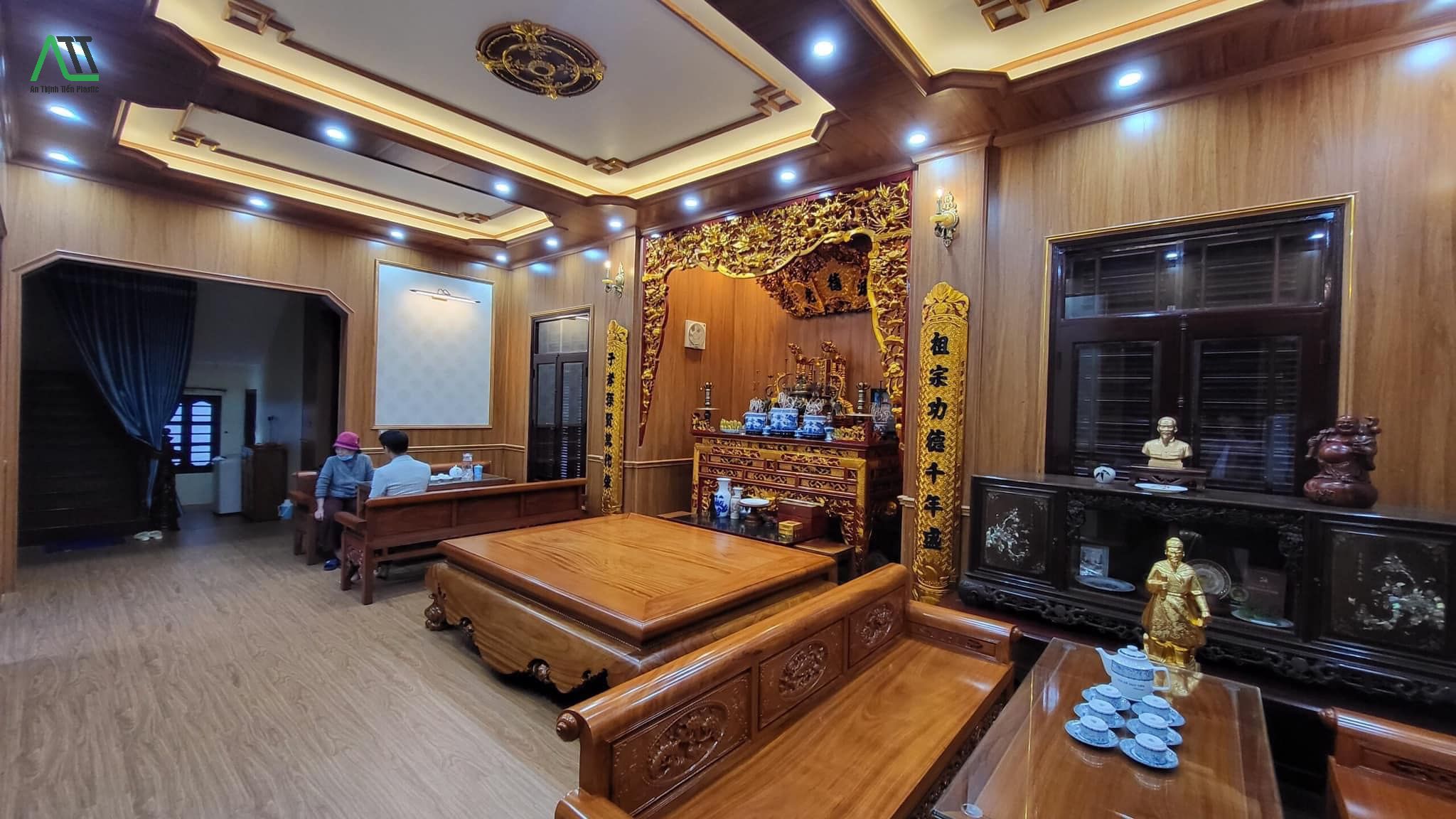kích thước tấm nhựa giả gỗ ốp tường