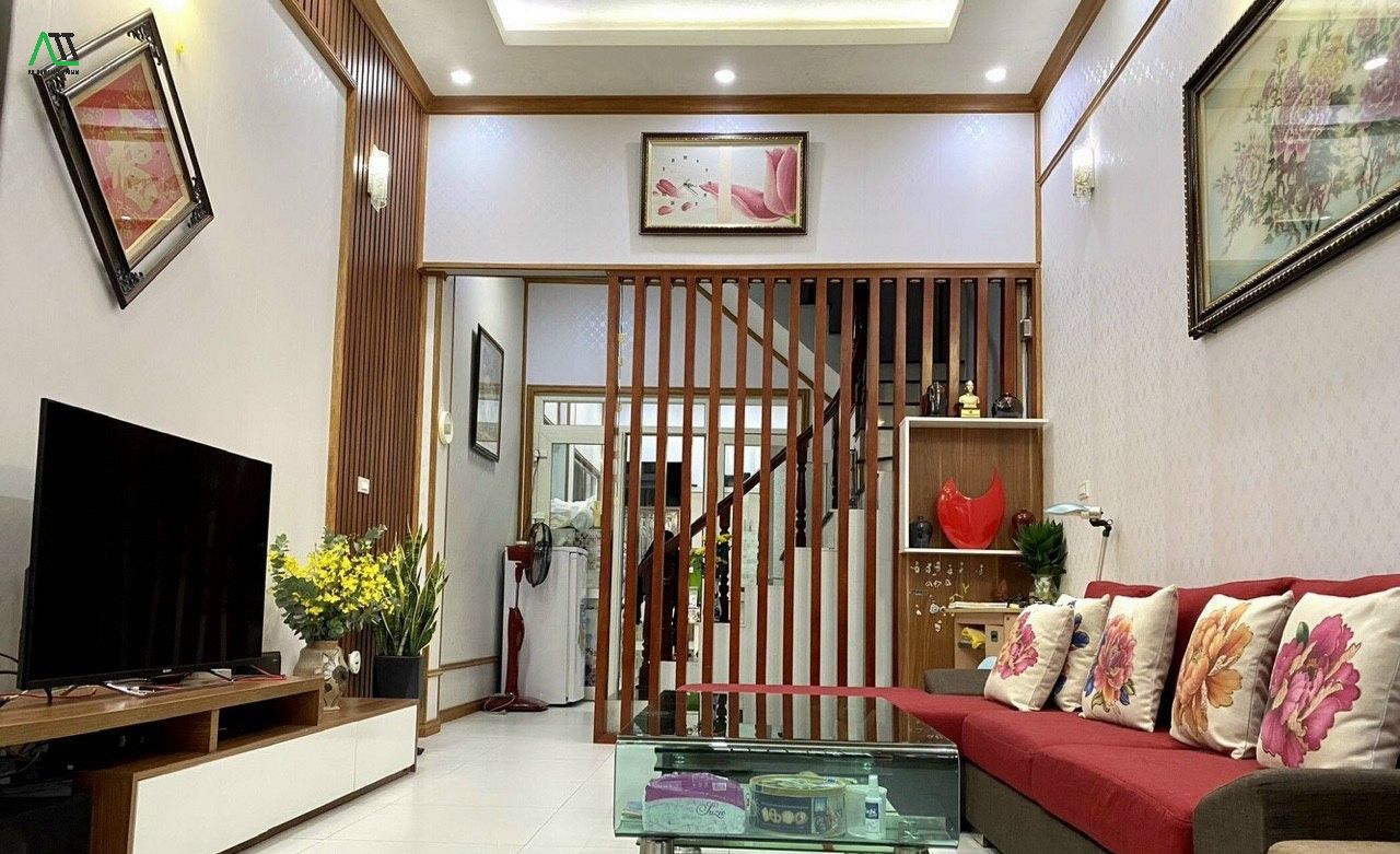 Thanh lam nhựa giả gỗ 