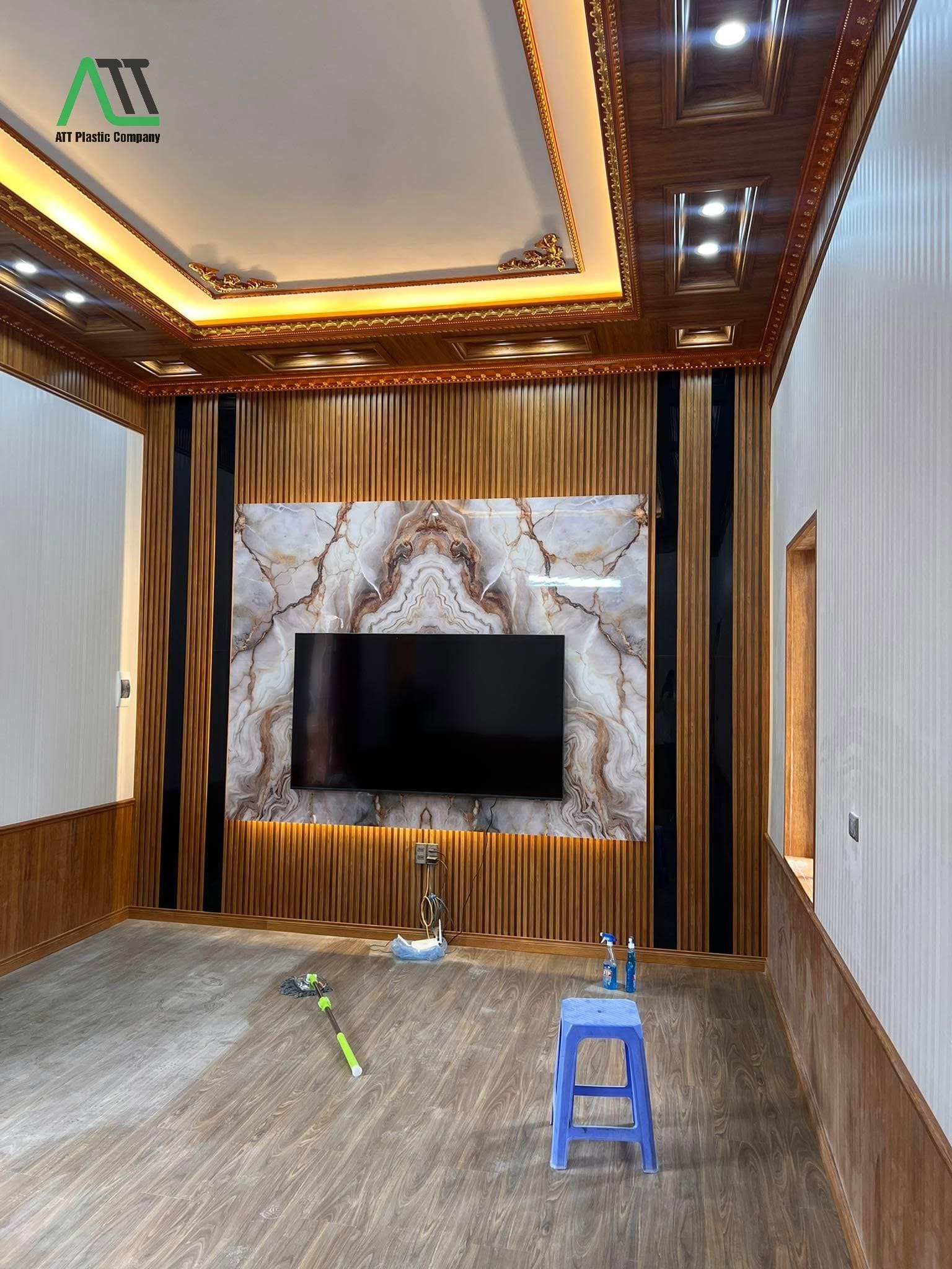lam sóng nhựa giả gỗ