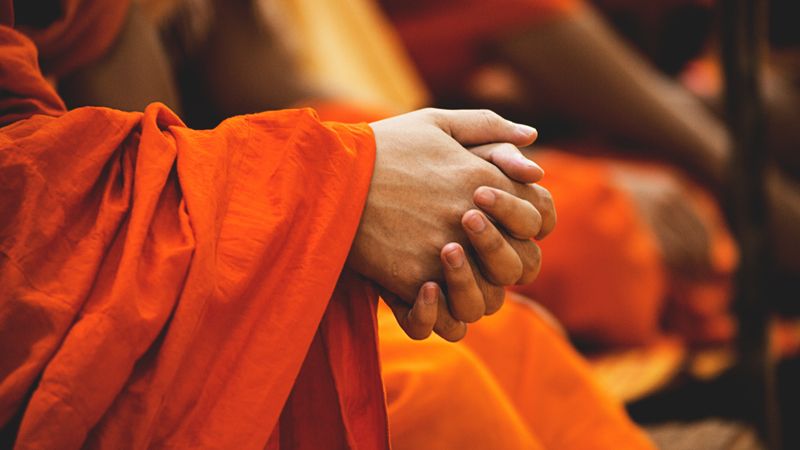 Ý nghĩa của màu cam trong tôn giáo