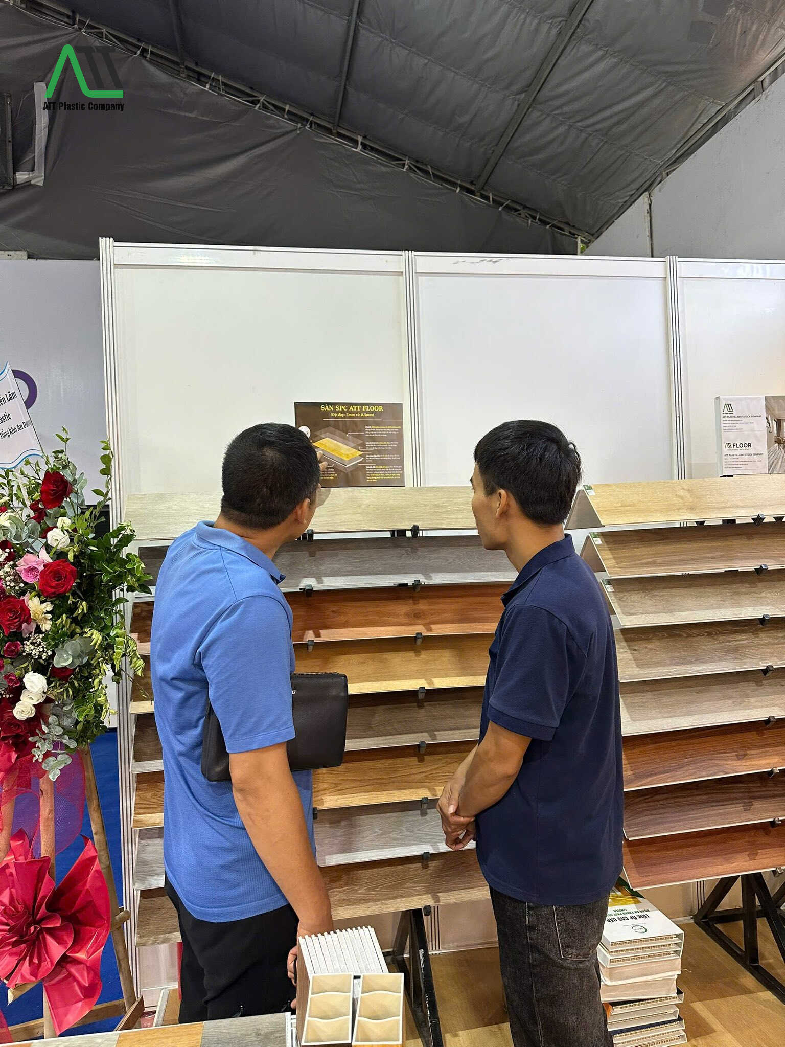 nhà máy sản xuất sàn nhựa spc