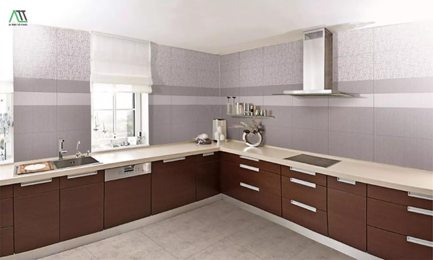 nhựa ốp tường hay gạch ốp tường