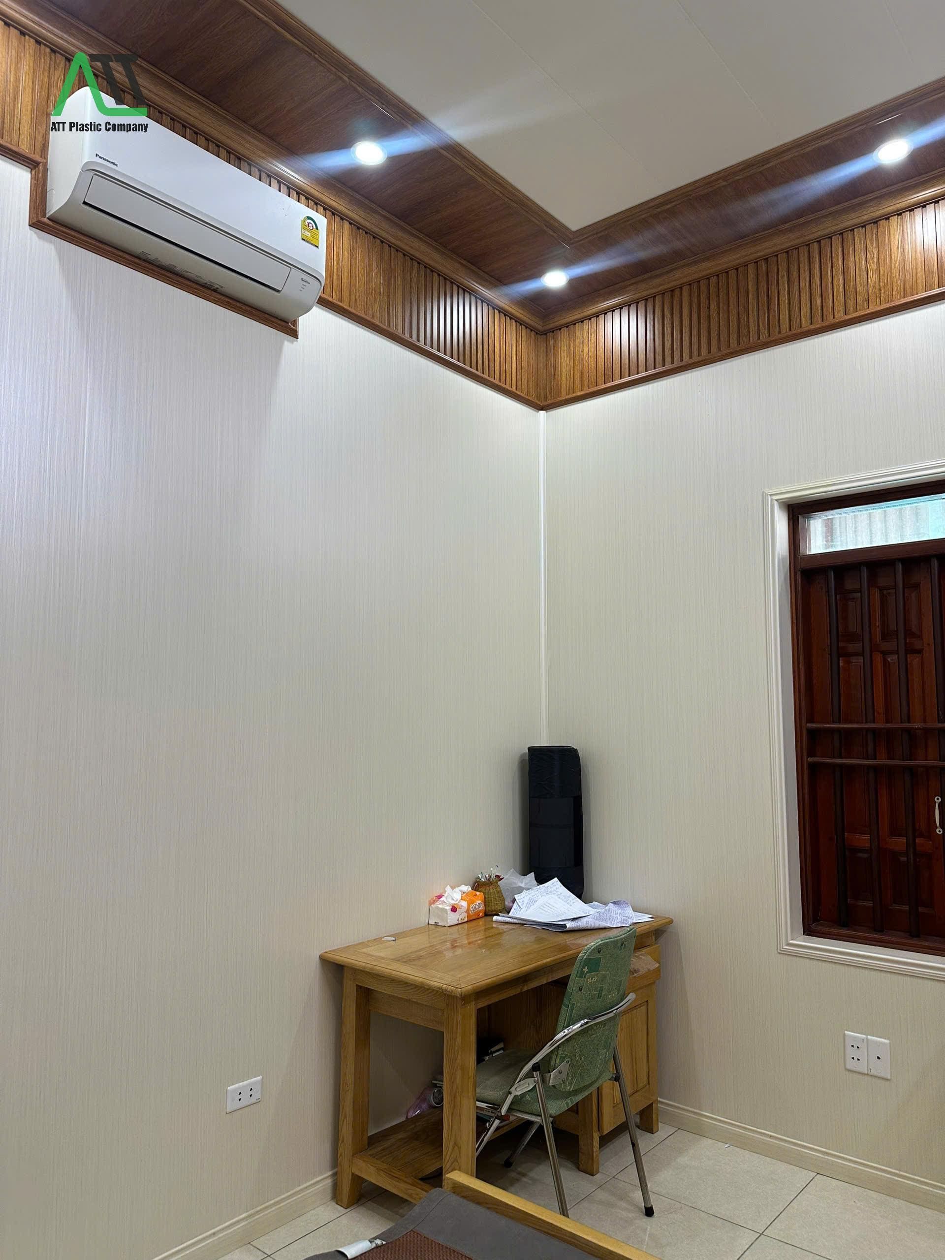 phào chỉ tường nhựa