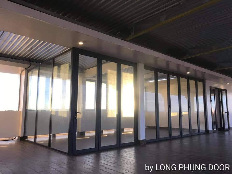 Cửa xếp trượt