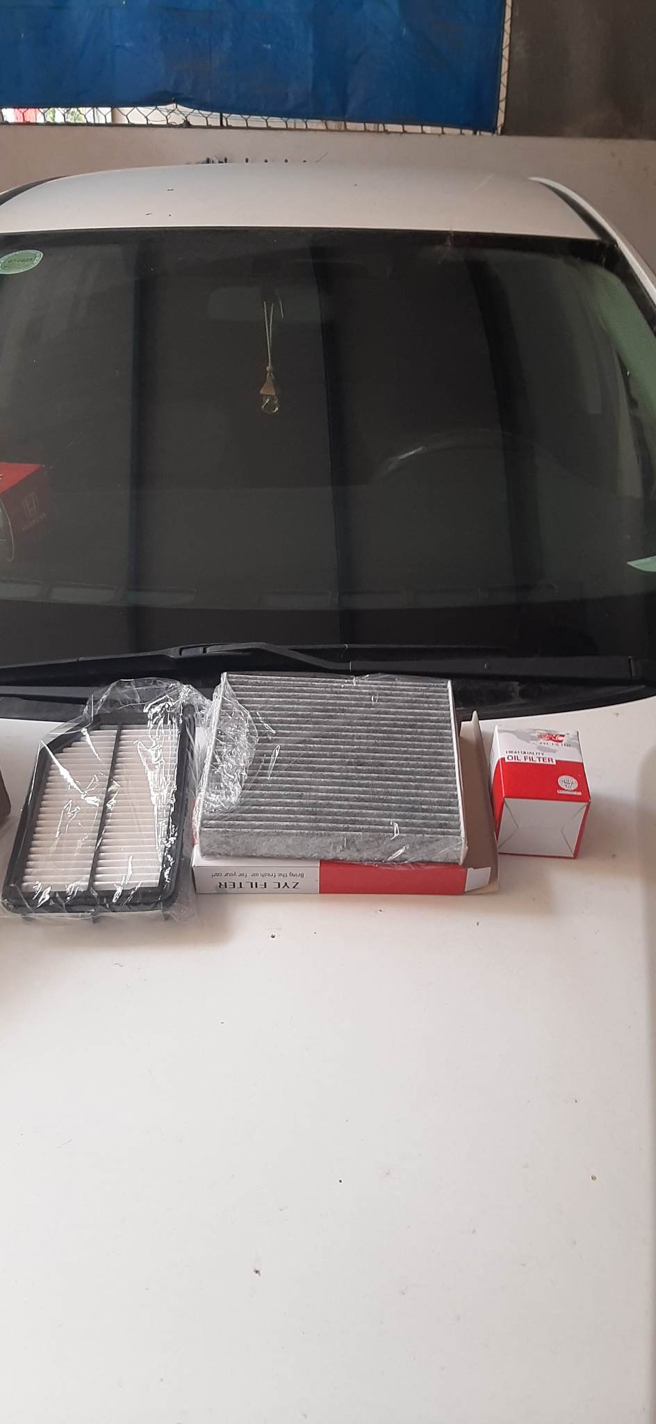 Tự thay lọc điều hòa than hoạt tính cho Honda City 2017