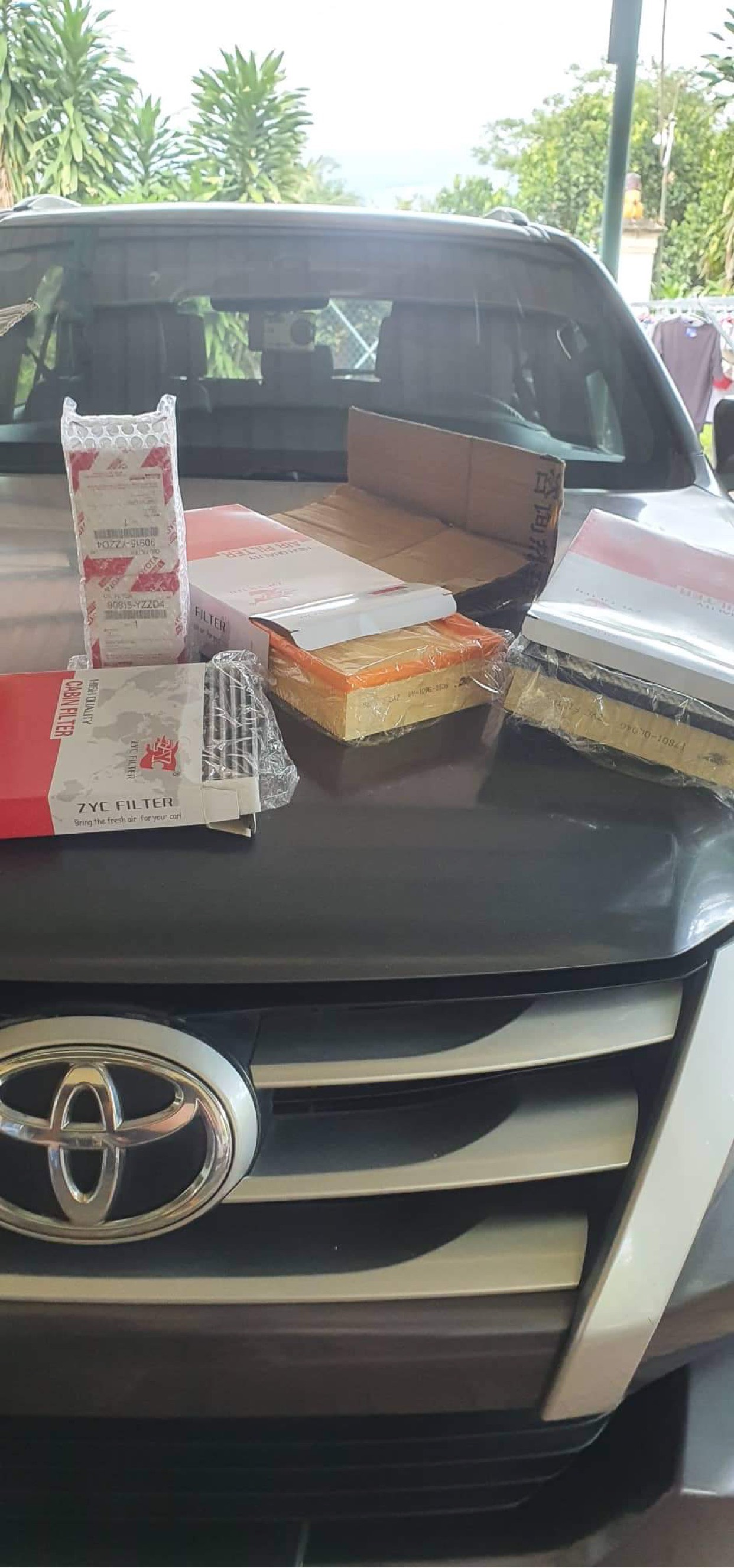 Tự thay lọc gió động cơ cho Fortuner 2017