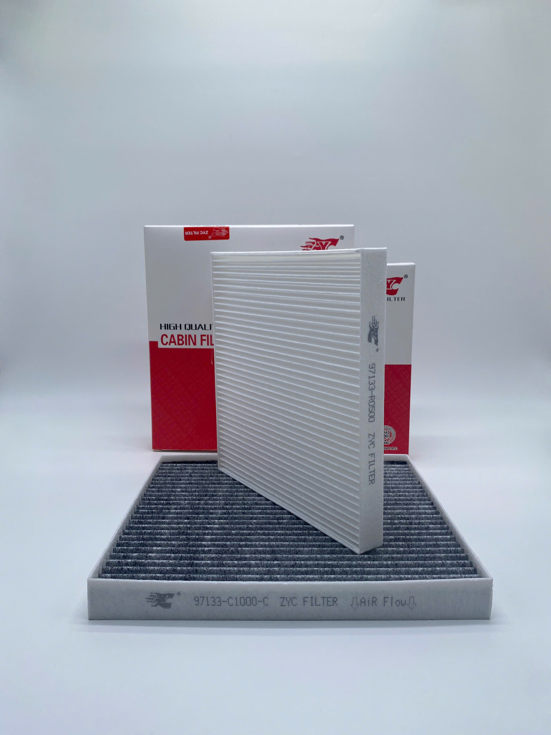 Bộ 2 Lọc điều hòa (Trước than/Sau thường) xe KIA Carnival đời 2022~ (Mã: 97133-C1000-C/97133-R0500)