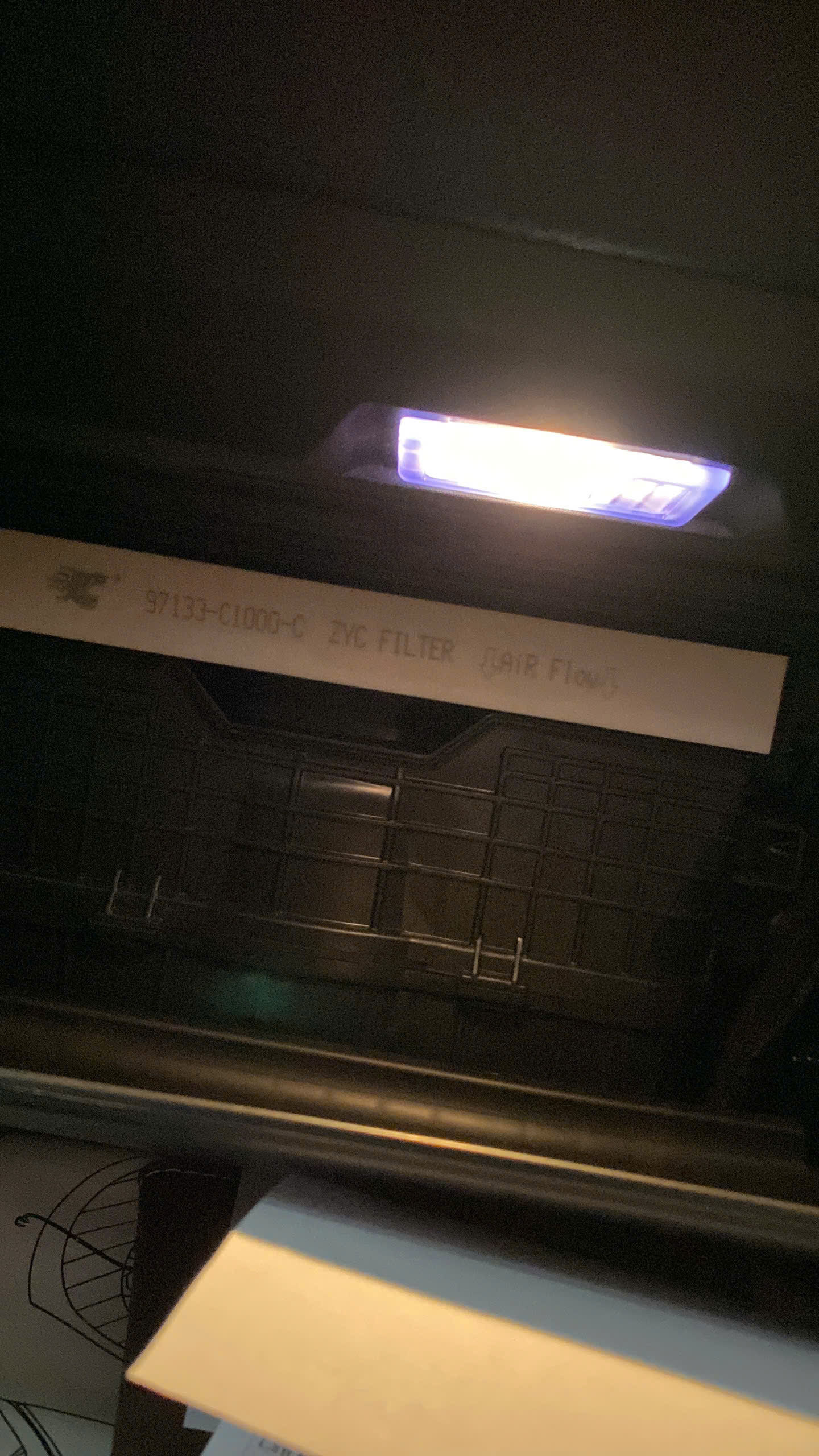 Bộ 2 Lọc điều hòa (Trước than/Sau thường) xe KIA Carnival đời 2022~ (Mã: 97133-C1000-C/97133-R0500)