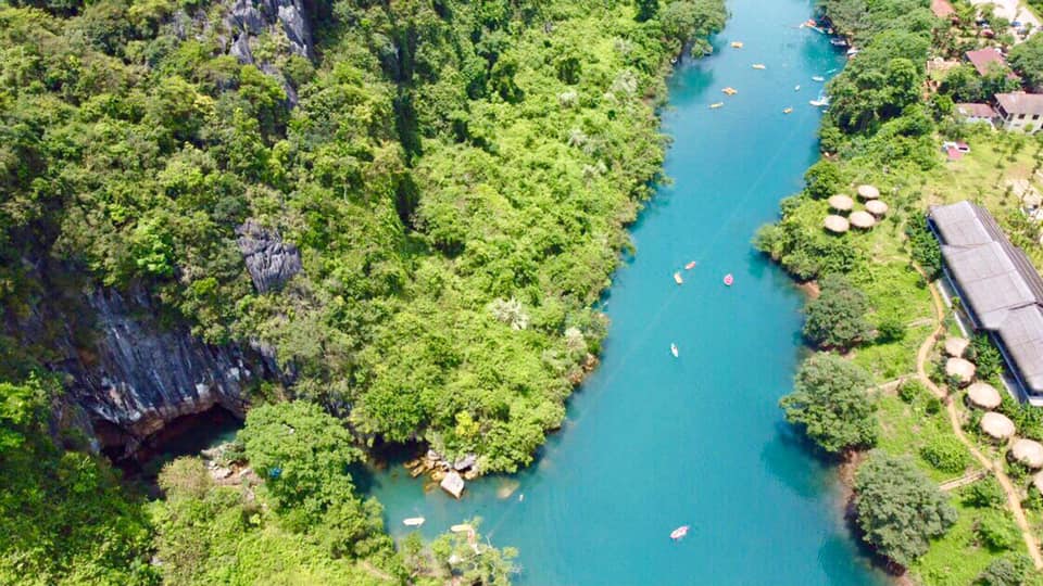 Thung lũng Ngọc Bích – Nơi mệnh danh là viên ngọc bích của Phong Nha Kẻ Bàng. 