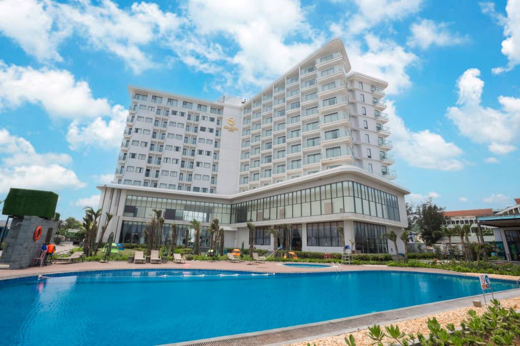 REVIEW CHI TIẾT CÁC BÃI BIỂN ĐẸP NHẤT HÀ TĨNH: NÊN CHỌN THIÊN CẦM, XUÂN THÀNH HAY HOÀNH SƠN?